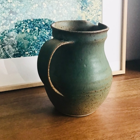 Decorative ceramic stoneware milk jug in green and brown tones - Picture 3 of 6